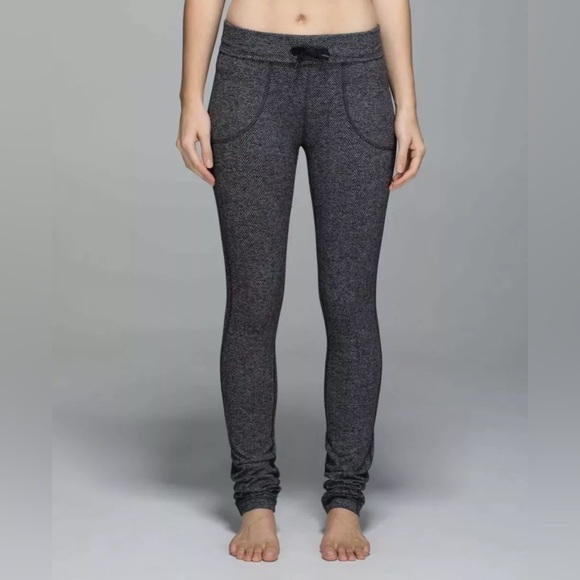 LULULEMON SKINNY WILL PANT - Picture 1 of 5